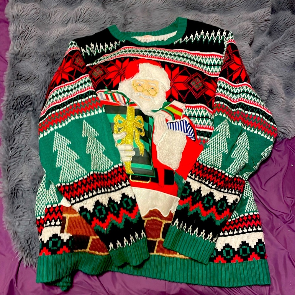 Cutest ugly Christmas sweater! It has a drink pocket on the front!